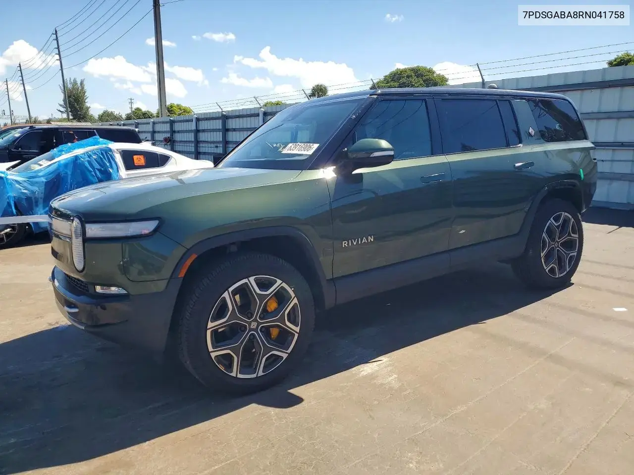 Rivian R1S Adventure 2024