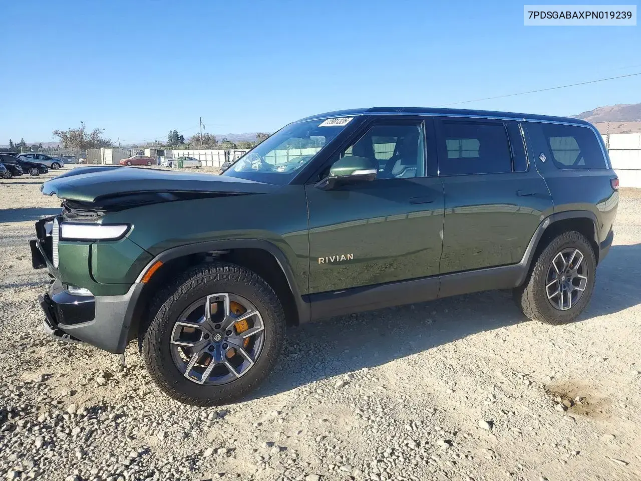 Rivian R1S Adventure 2023