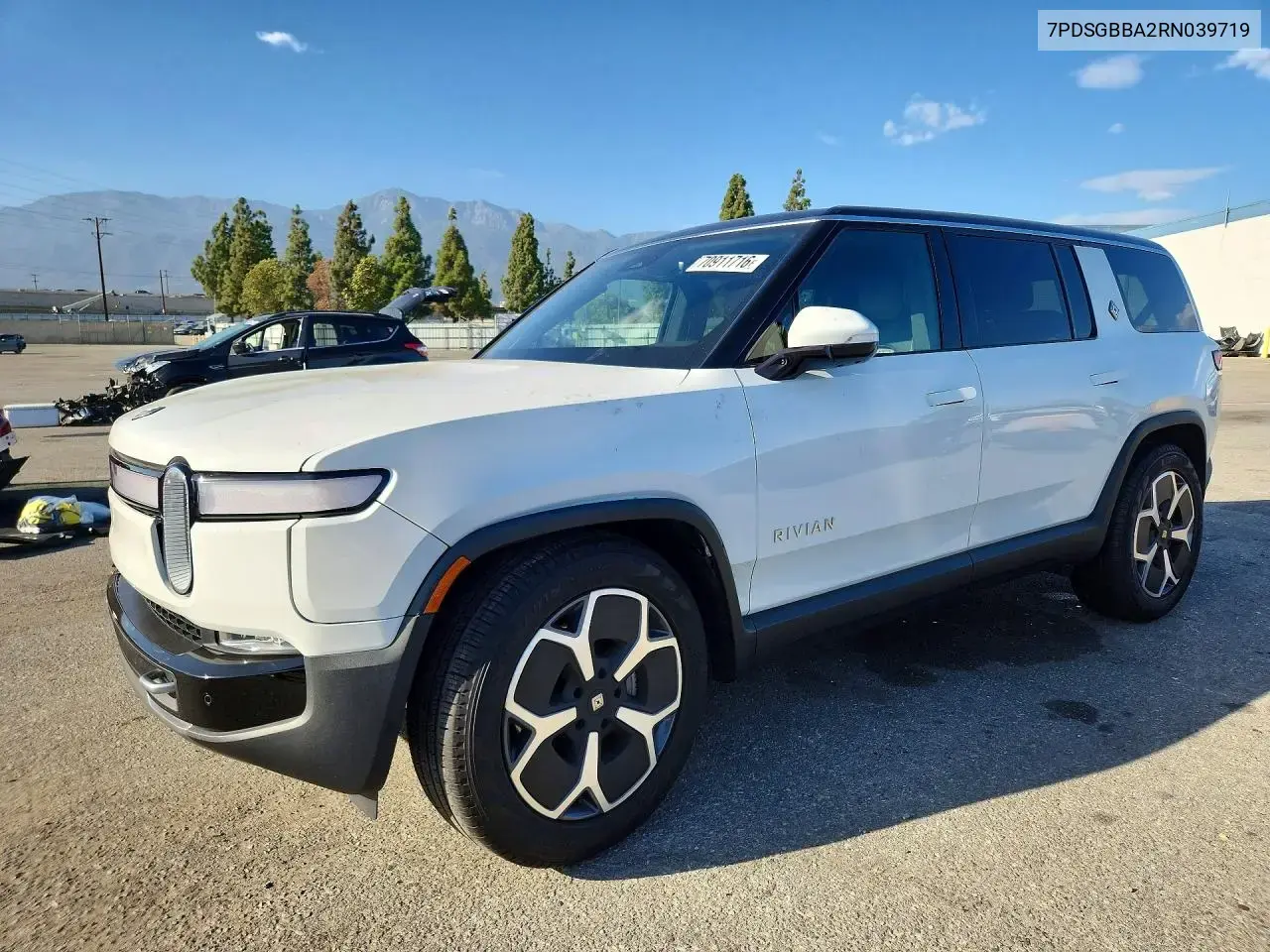 Rivian R1S Adventure 2024