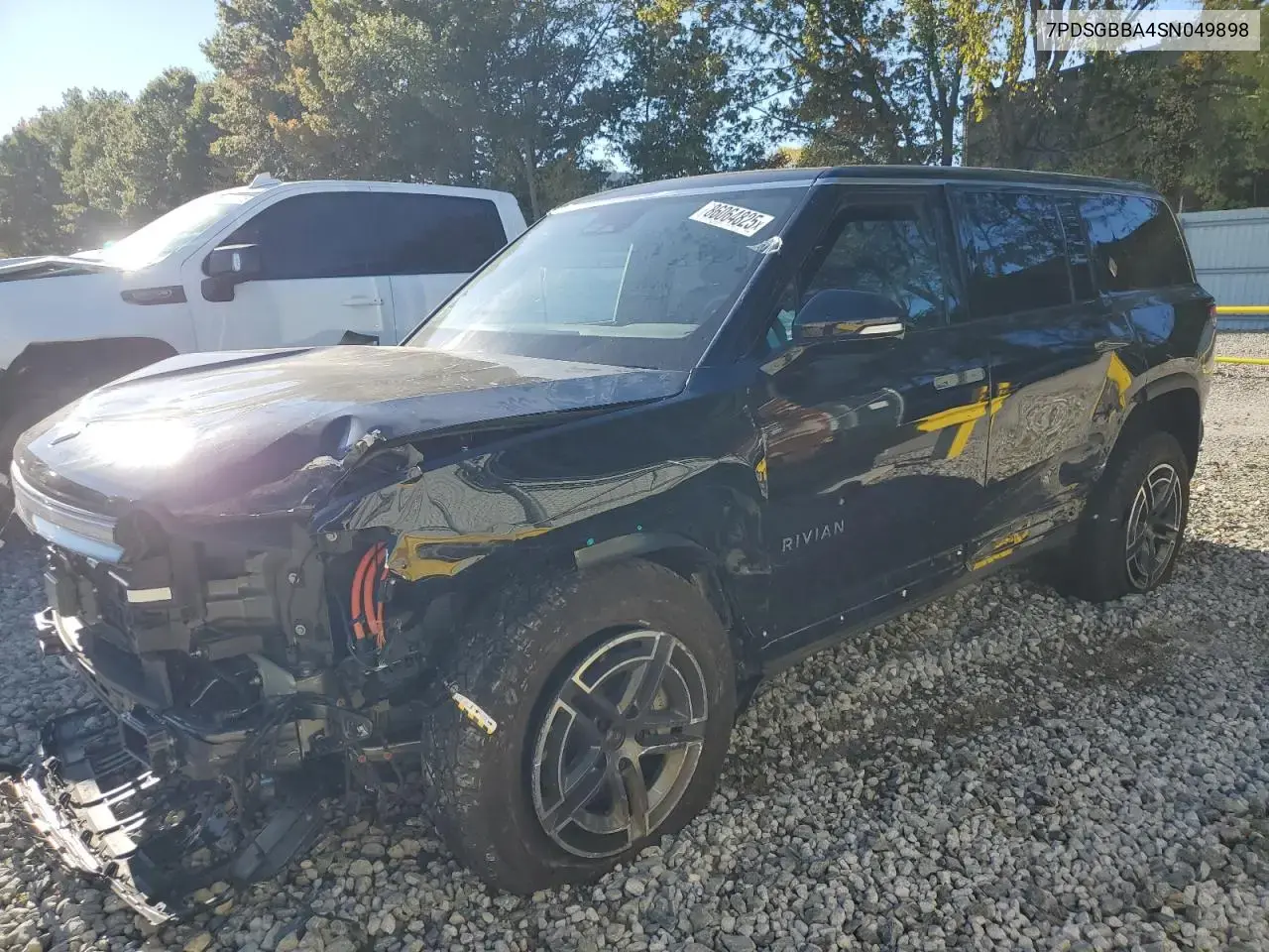 Rivian R1S Adventure 2025