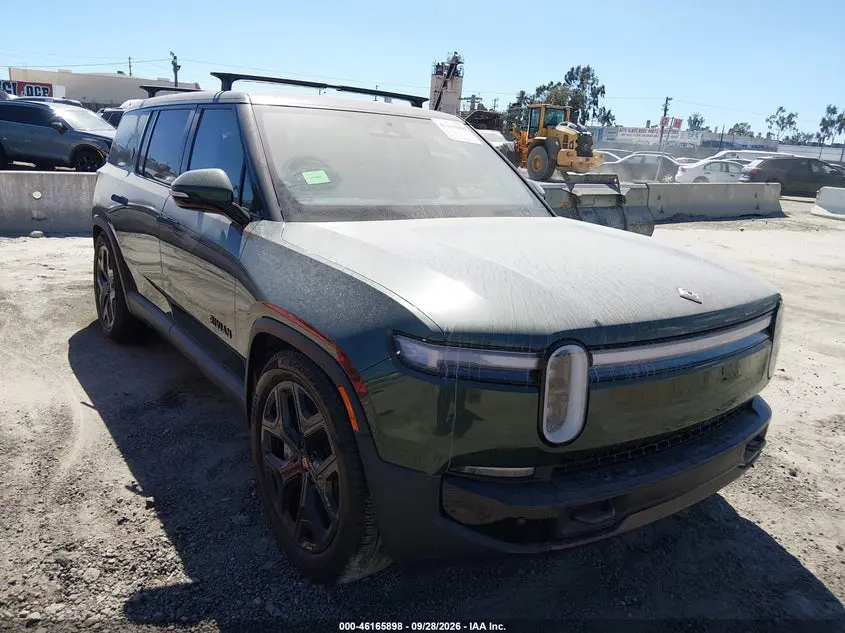 Rivian R1S Adventure Dual Motor Large Pack/Adventure Dual Motor Max Pack 2025