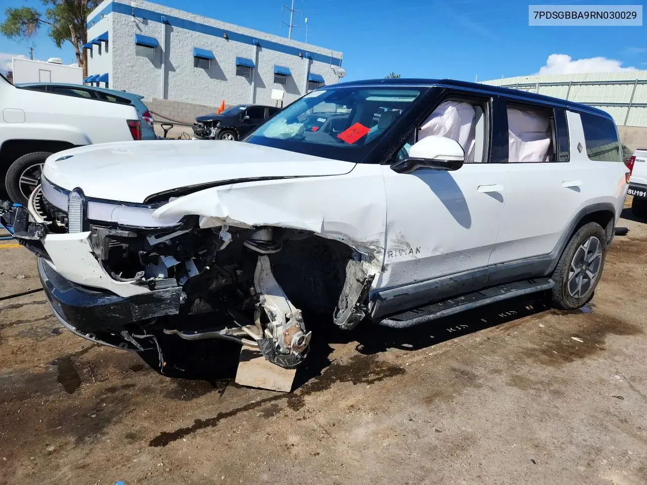 Rivian R1S Adventure 2024