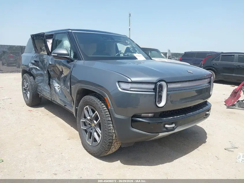 Rivian R1S Adventure Dual Motor Large Pack/Adventure Dual Motor Max Pack 2025