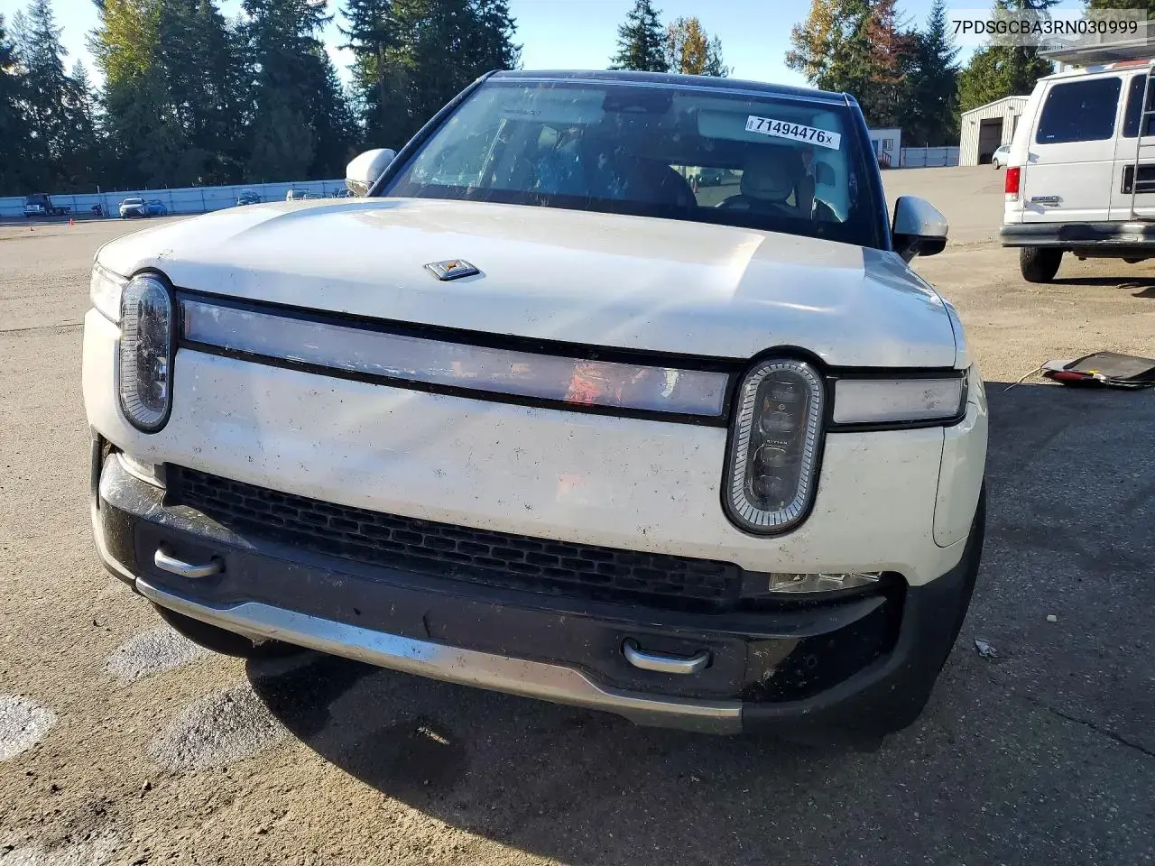 Rivian R1S Adventure 2024