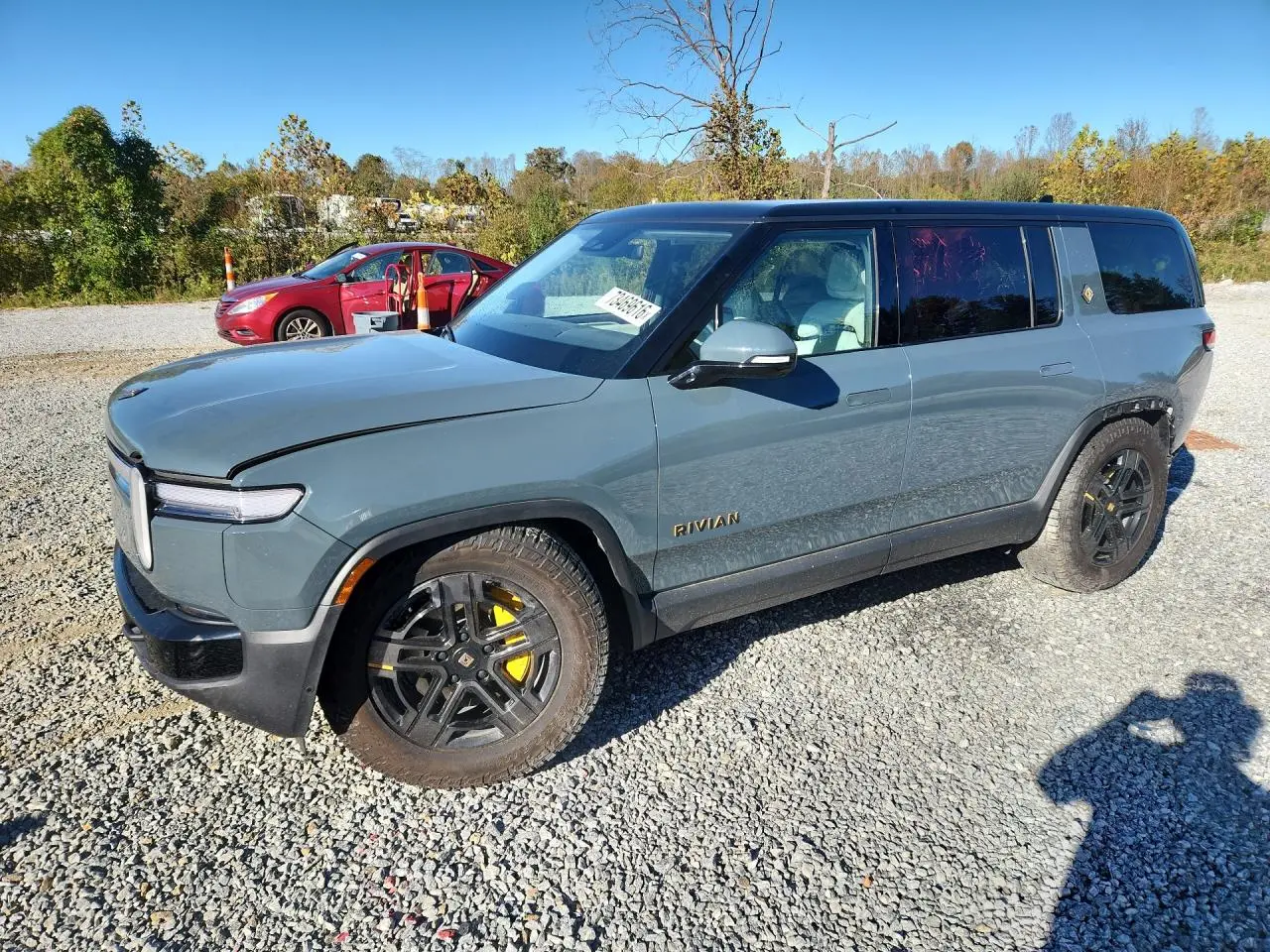 Rivian R1S Premium 2025