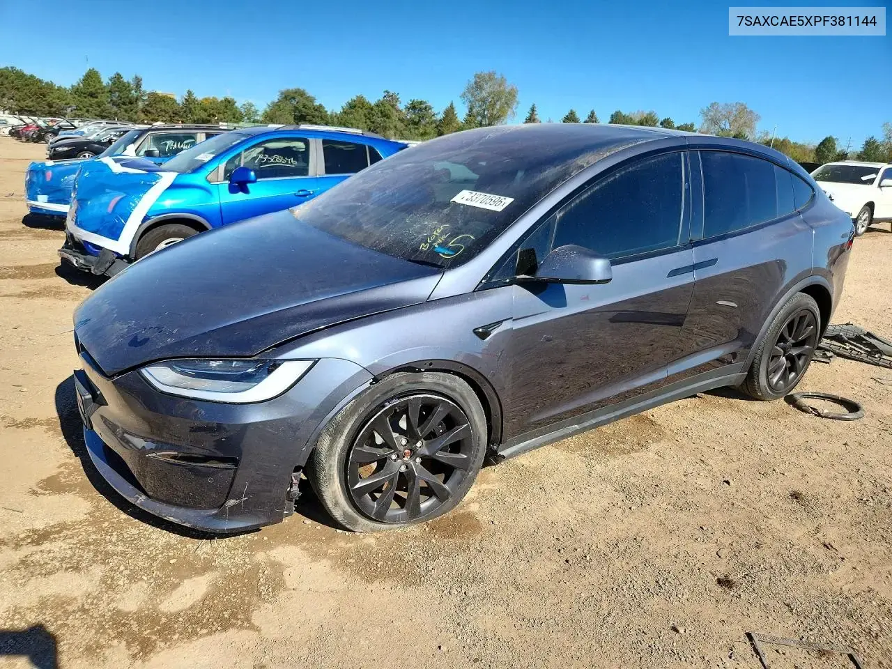 Tesla Model X 2023