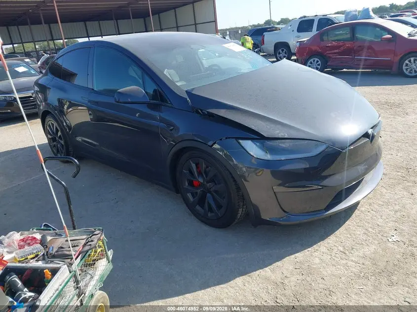 Tesla Model X Plaid Tri Motor All-Wheel Drive 2023