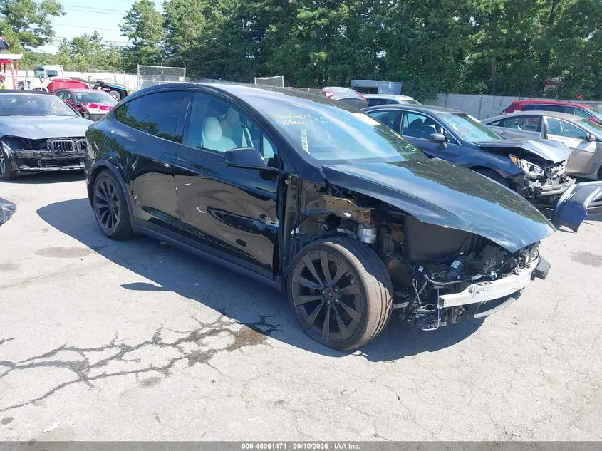 Tesla Model X Plaid Tri Motor All-Wheel Drive 2023