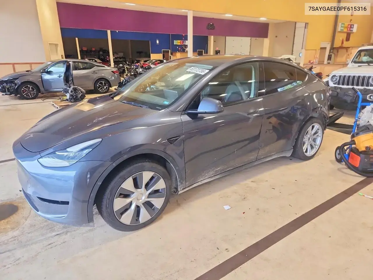 Tesla Model Y 2023