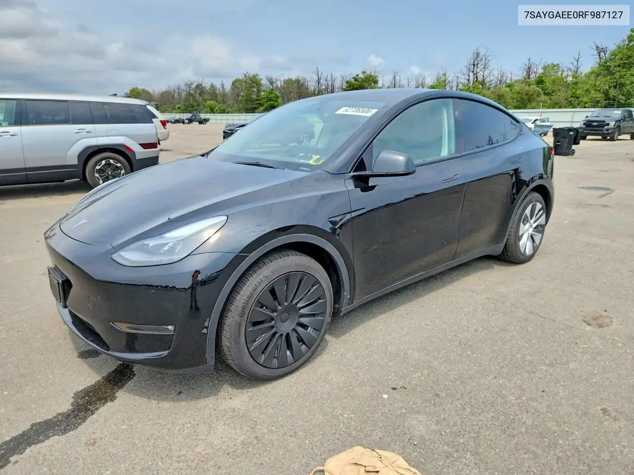 Tesla Model Y 2024