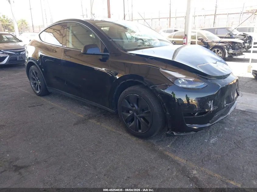 Tesla Model Y Long Range Dual Motor All-Wheel Drive 2025