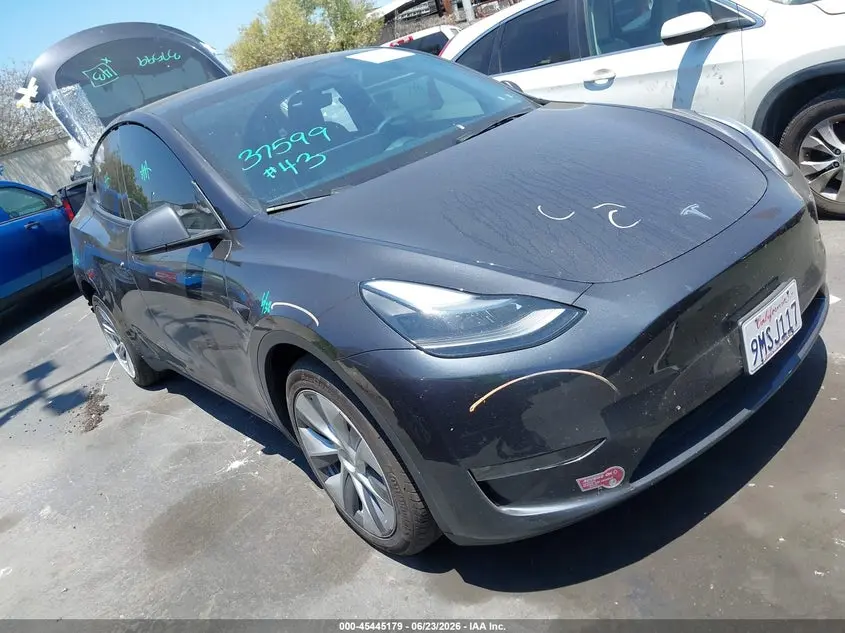 Tesla Model Y Long Range Dual Motor All-Wheel Drive 2024