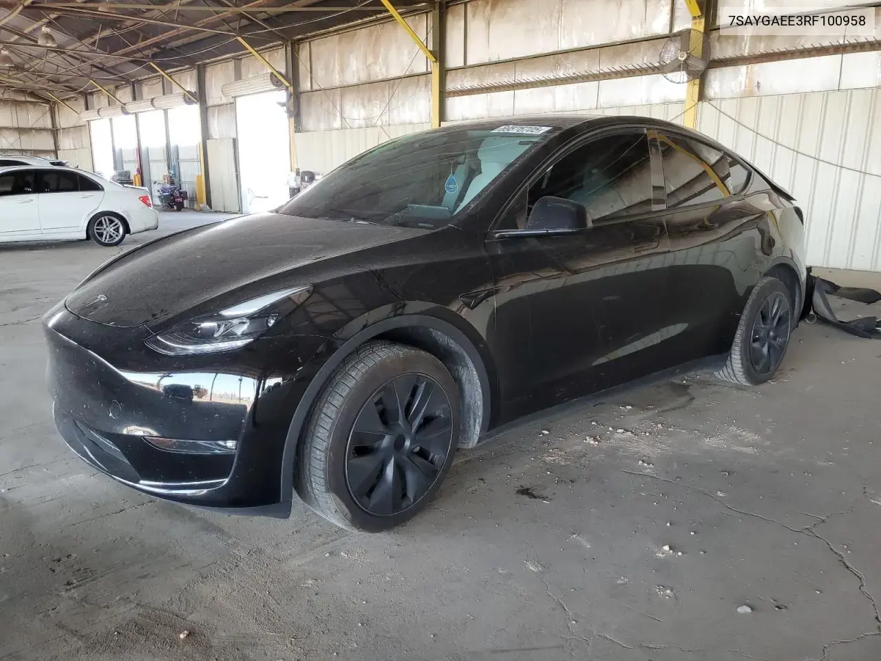 Tesla Model Y 2024