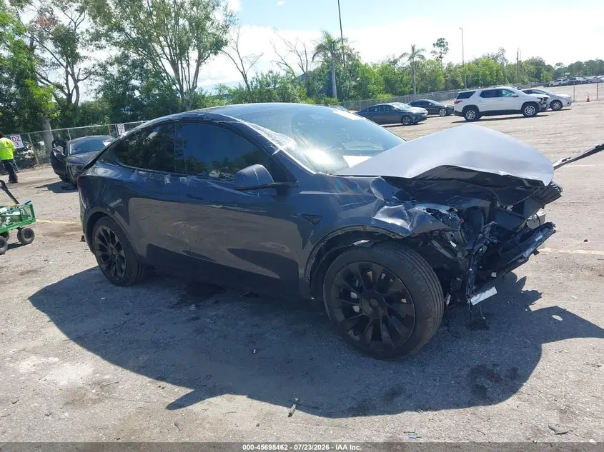 Tesla Model Y Awd/Long Range Dual Motor All-Wheel Drive 2023
