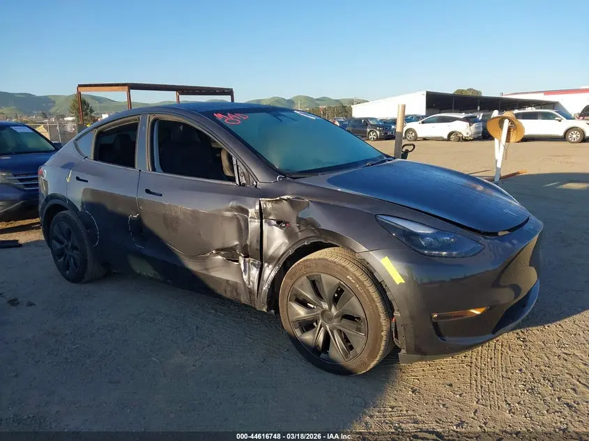 Tesla Model Y Long Range Dual Motor All-Wheel Drive 2024