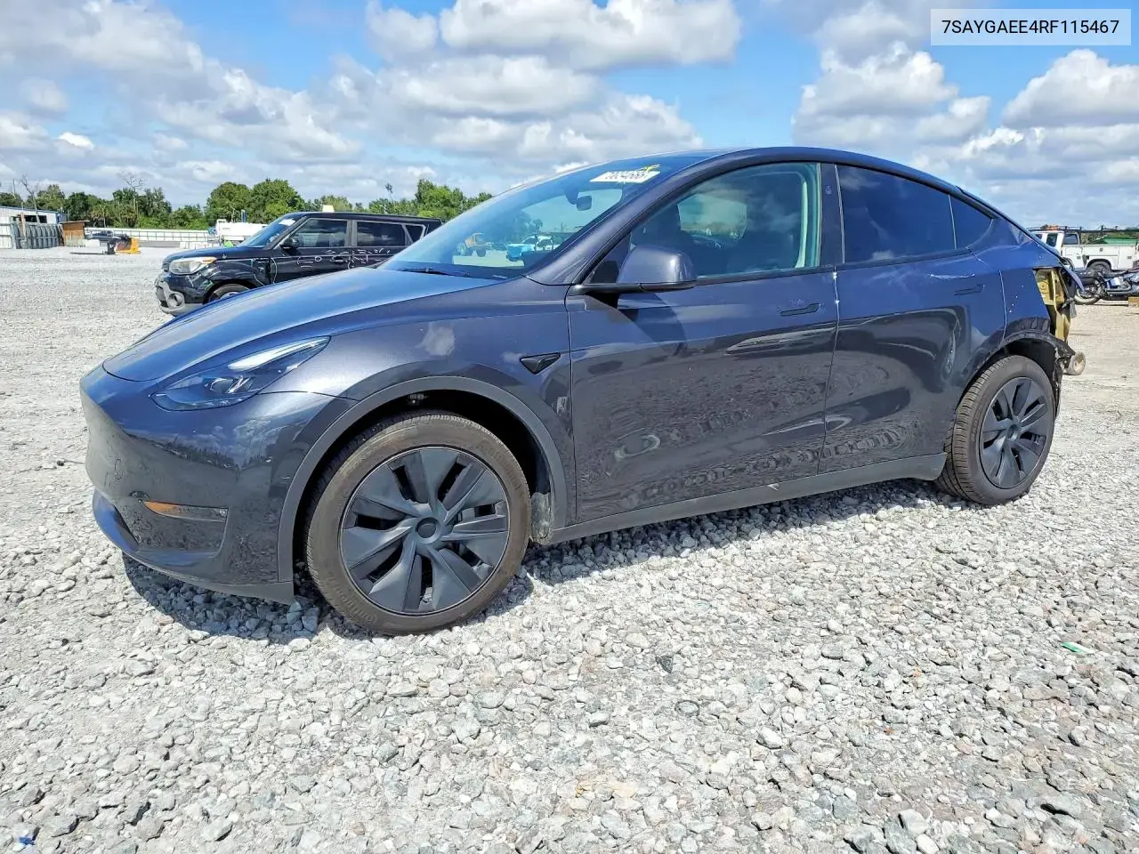 Tesla Model Y 2024
