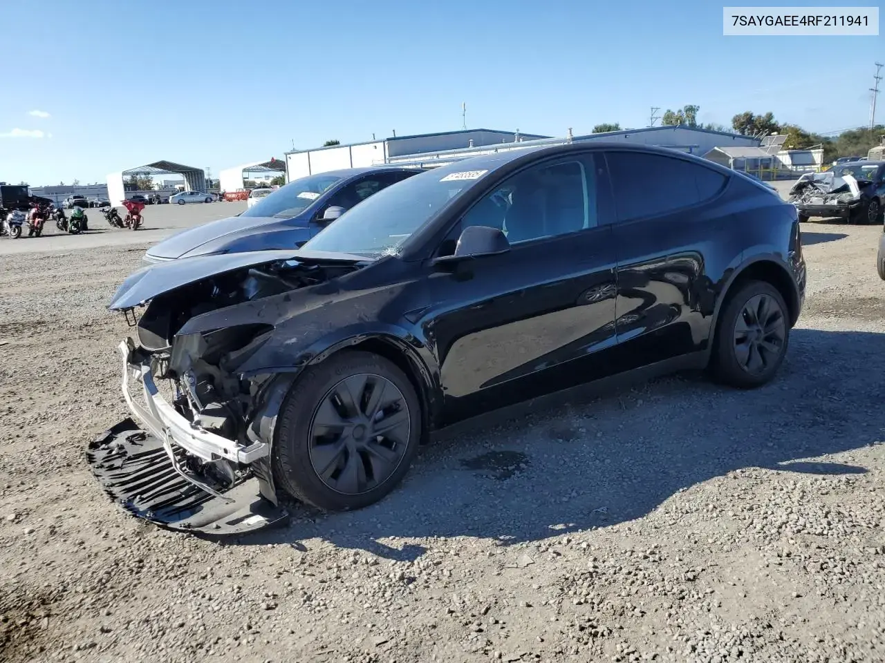 Tesla Model Y 2024