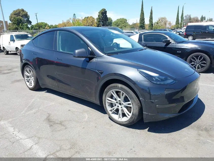 Tesla Model Y Long Range Dual Motor All-Wheel Drive 2024