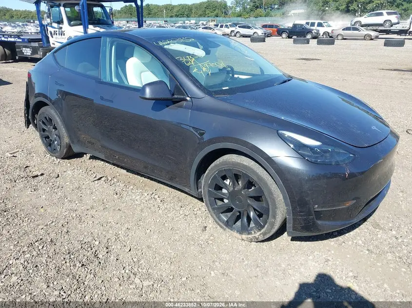 Tesla Model Y Long Range Dual Motor All-Wheel Drive 2024