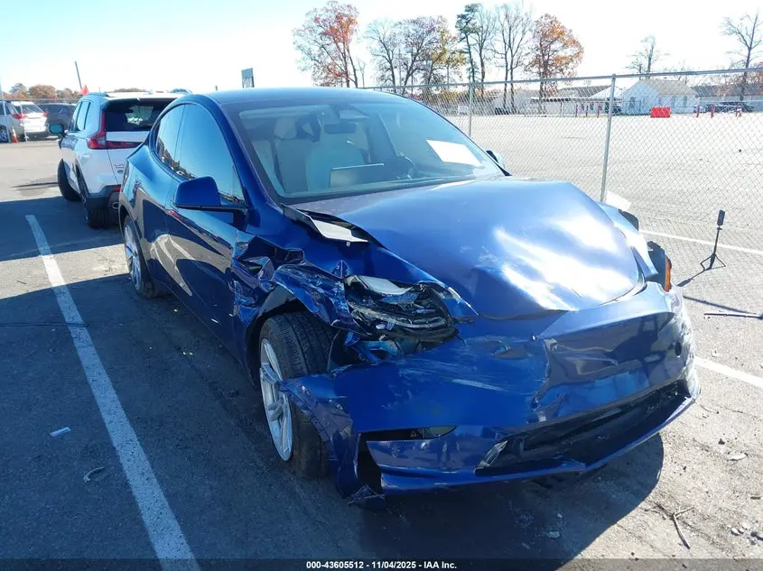 Tesla Model Y Awd/Long Range Dual Motor All-Wheel Drive 2023