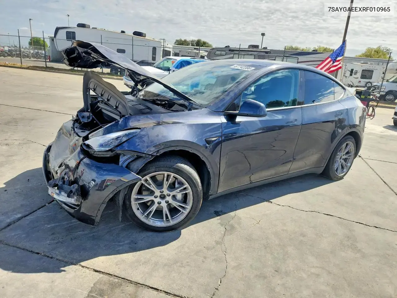 Tesla Model Y 2024