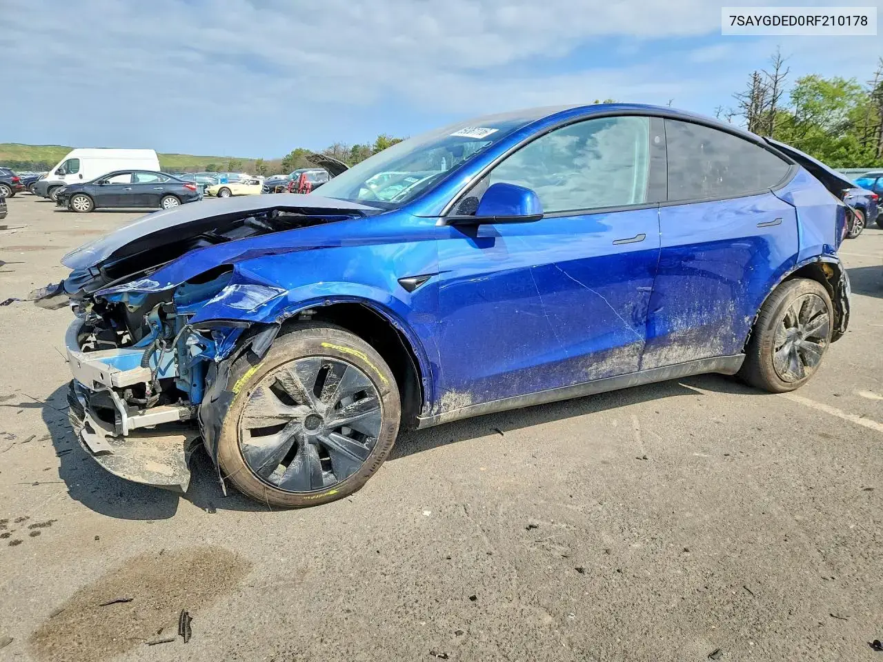 Tesla Model Y 2024