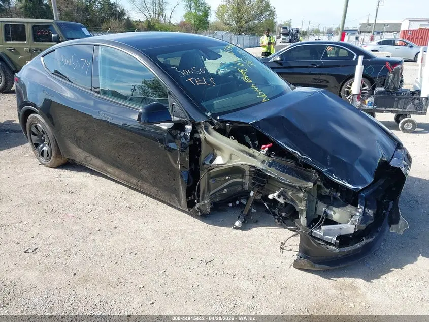 Tesla Model Y Premium Rear-Wheel Drive/Standard Rear-Wheel Drive 2026