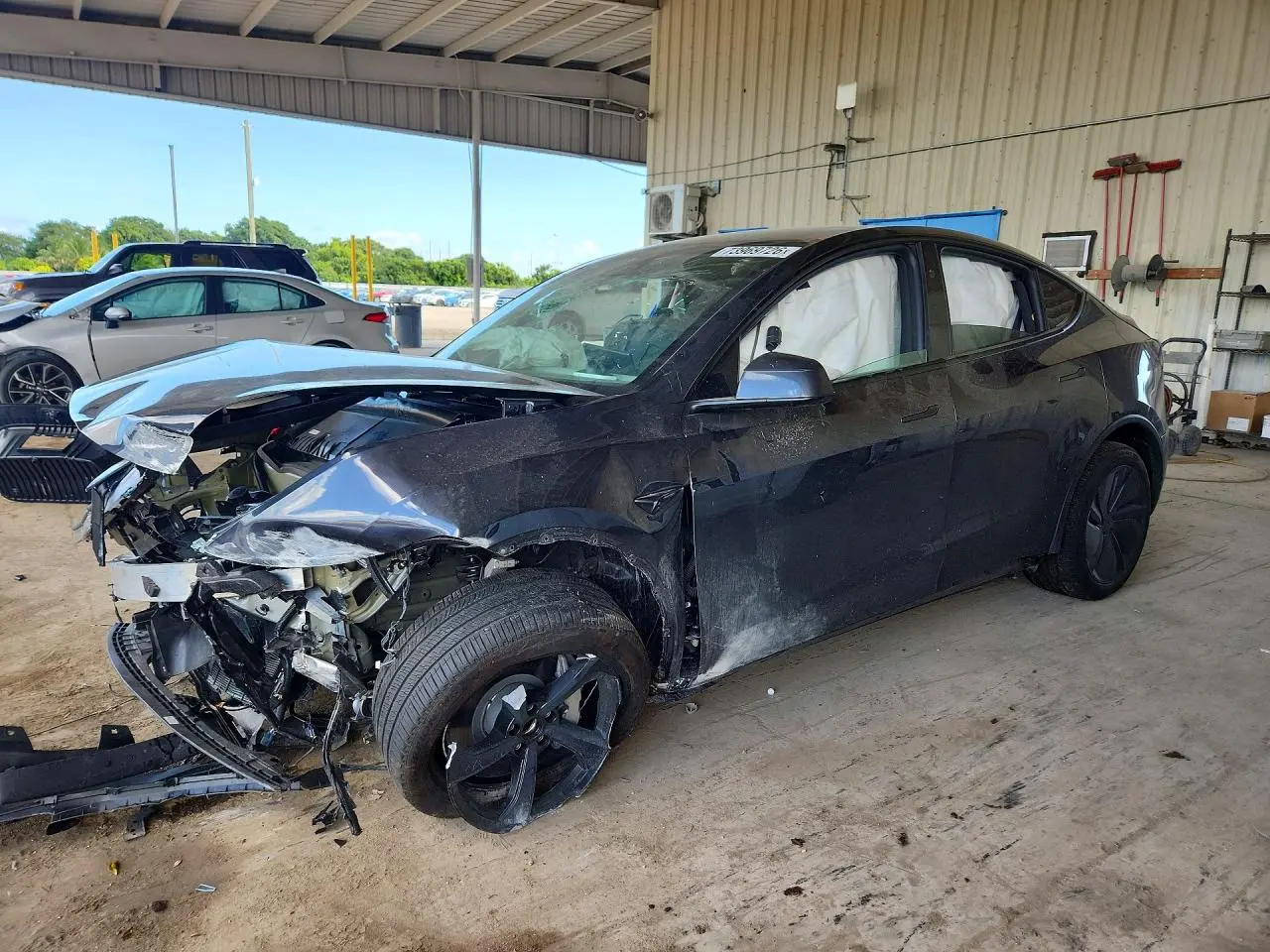 Tesla Model Y 2026