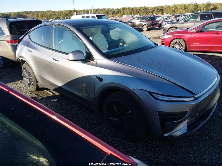 Tesla Model Y Premium Rear-Wheel Drive/Rear-Wheel Drive 2026
