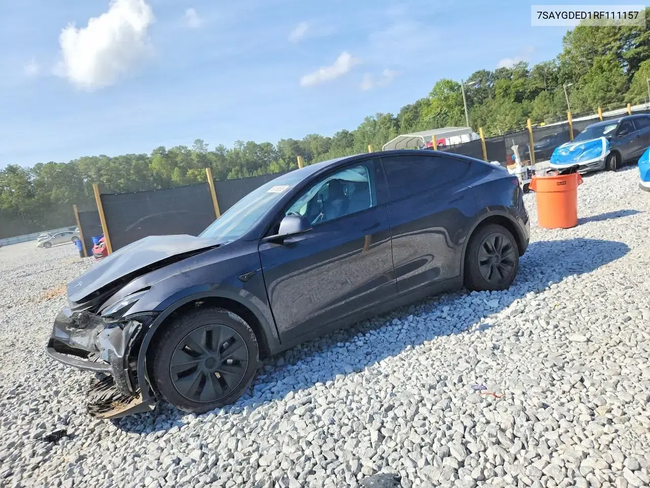 Tesla Model Y 2024