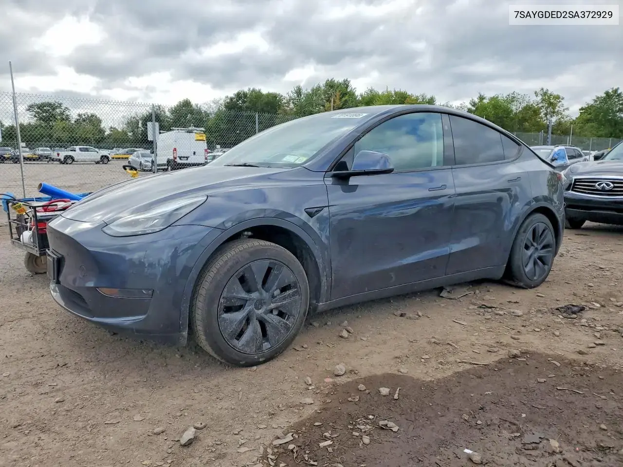 Tesla Model Y 2025