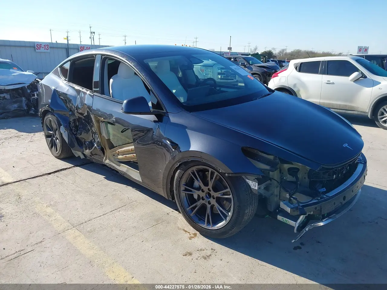 Tesla Model Y Long Range Dual Motor Rear-Wheel Drive 2025