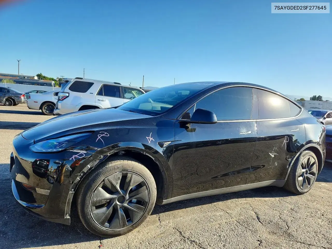 Tesla Model Y 2025