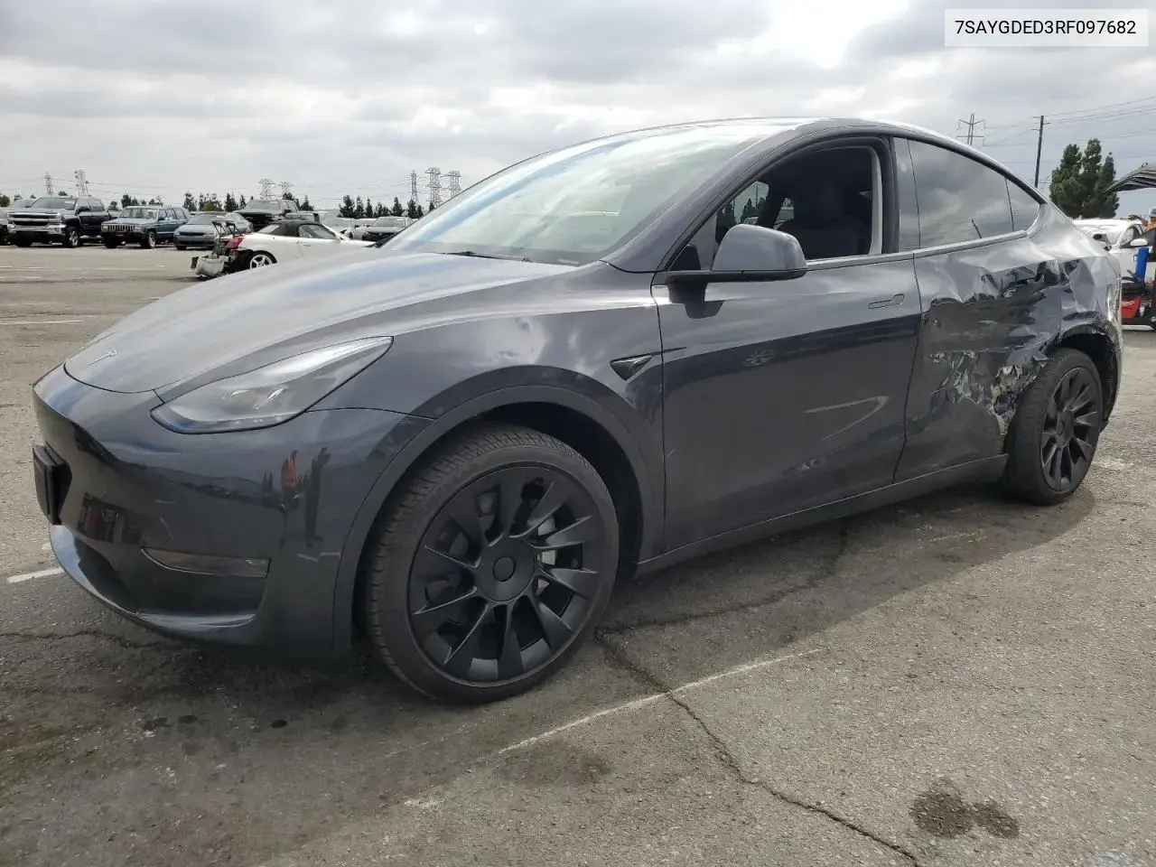Tesla Model Y 2024
