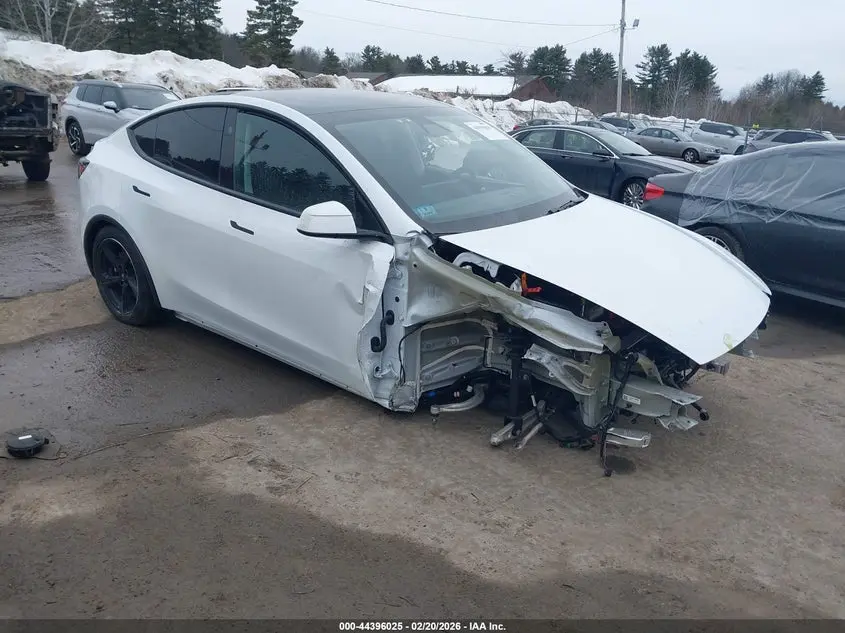 Tesla Model Y Premium Rear-Wheel Drive/Standard Rear-Wheel Drive 2026