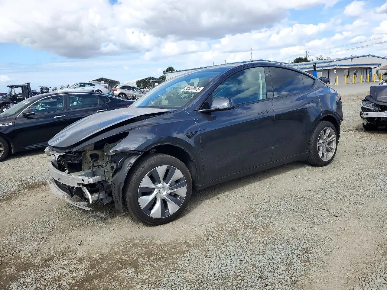 Tesla Model Y 2024