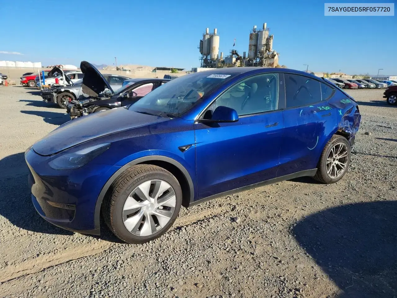 Tesla Model Y 2024