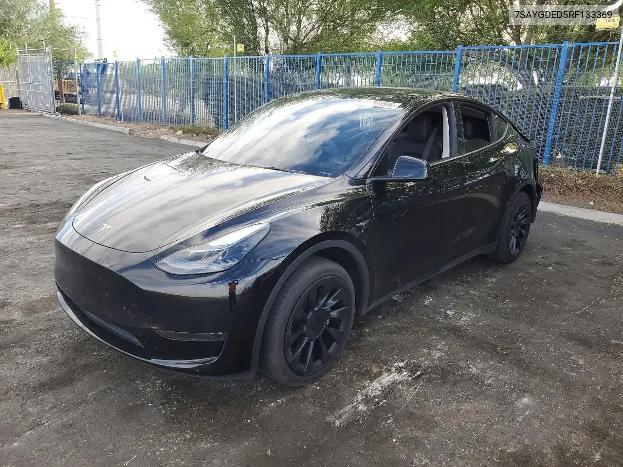 Tesla Model Y 2024