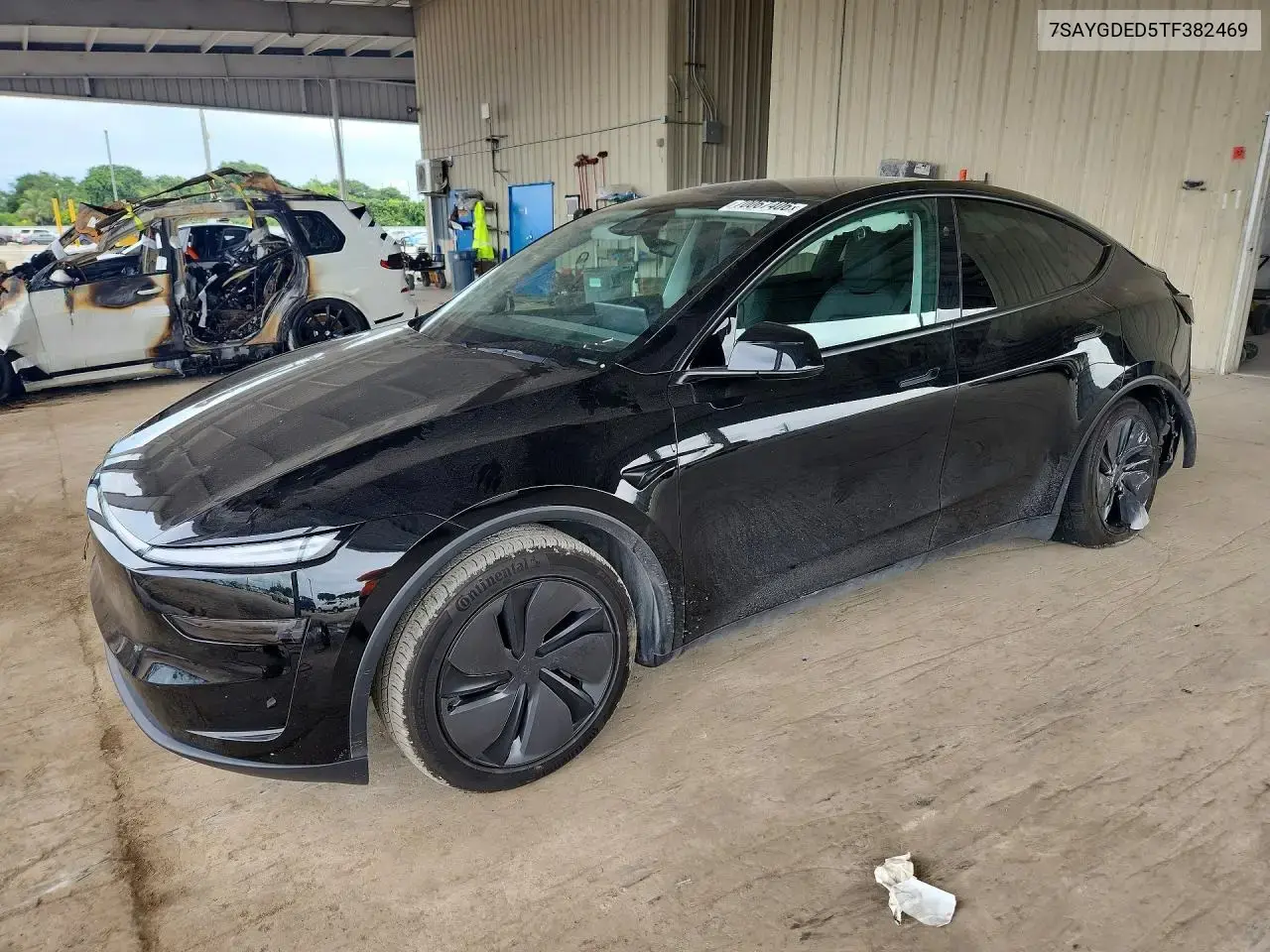 Tesla Model Y 2026