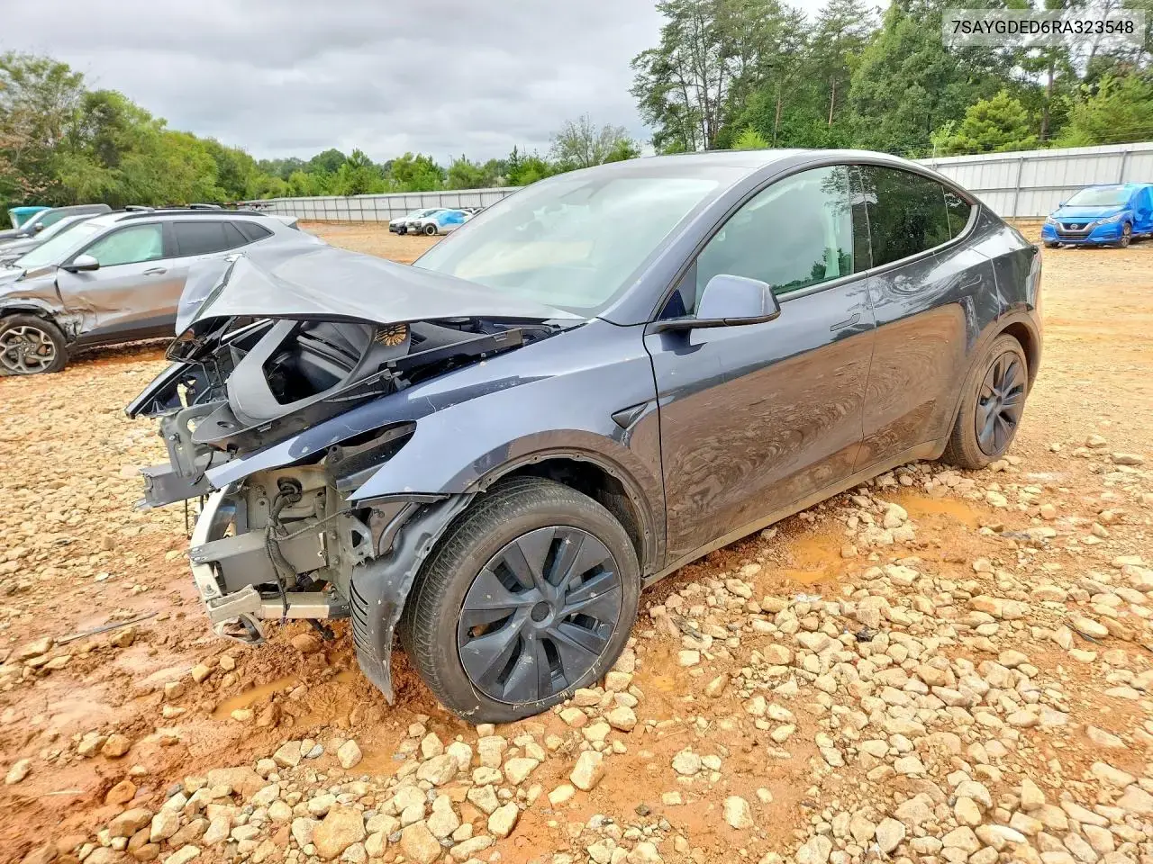 Tesla Model Y 2024