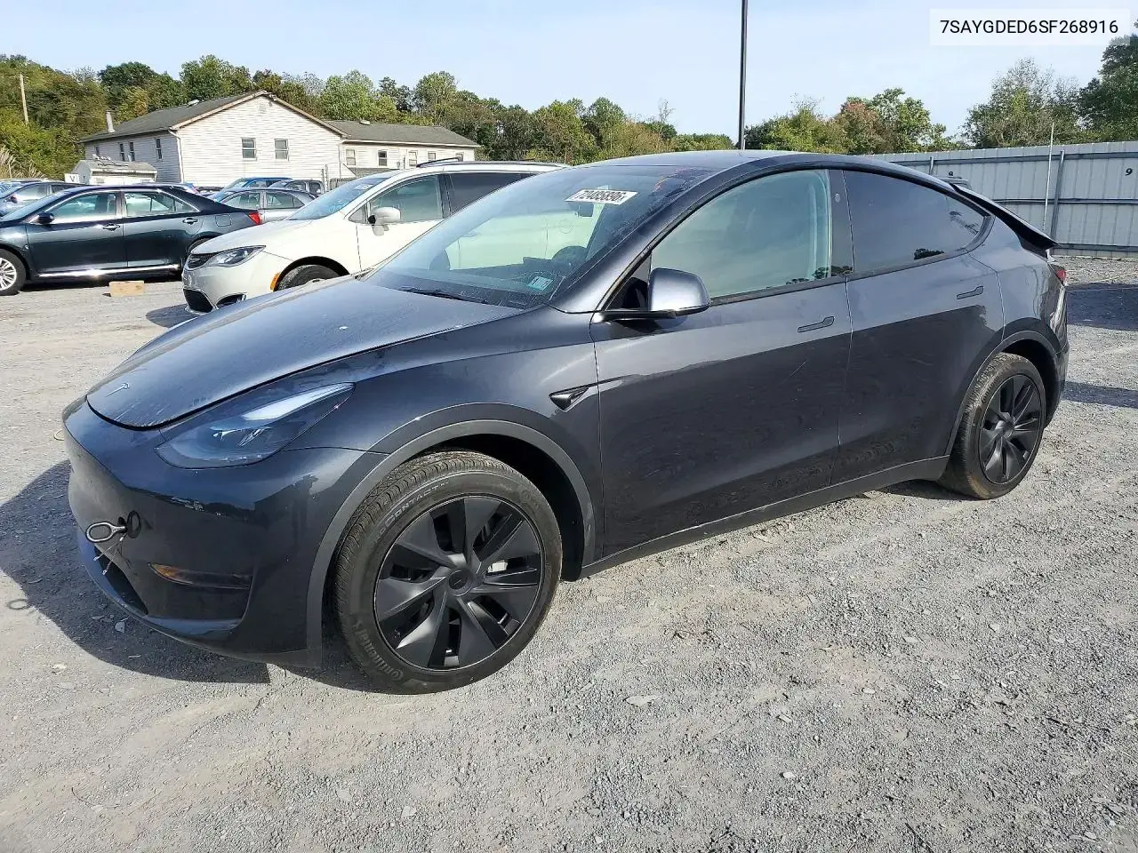 Tesla Model Y 2025