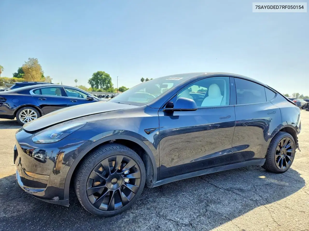 Tesla Model Y 2024