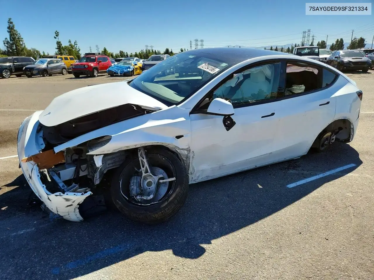 Tesla Model Y 2025