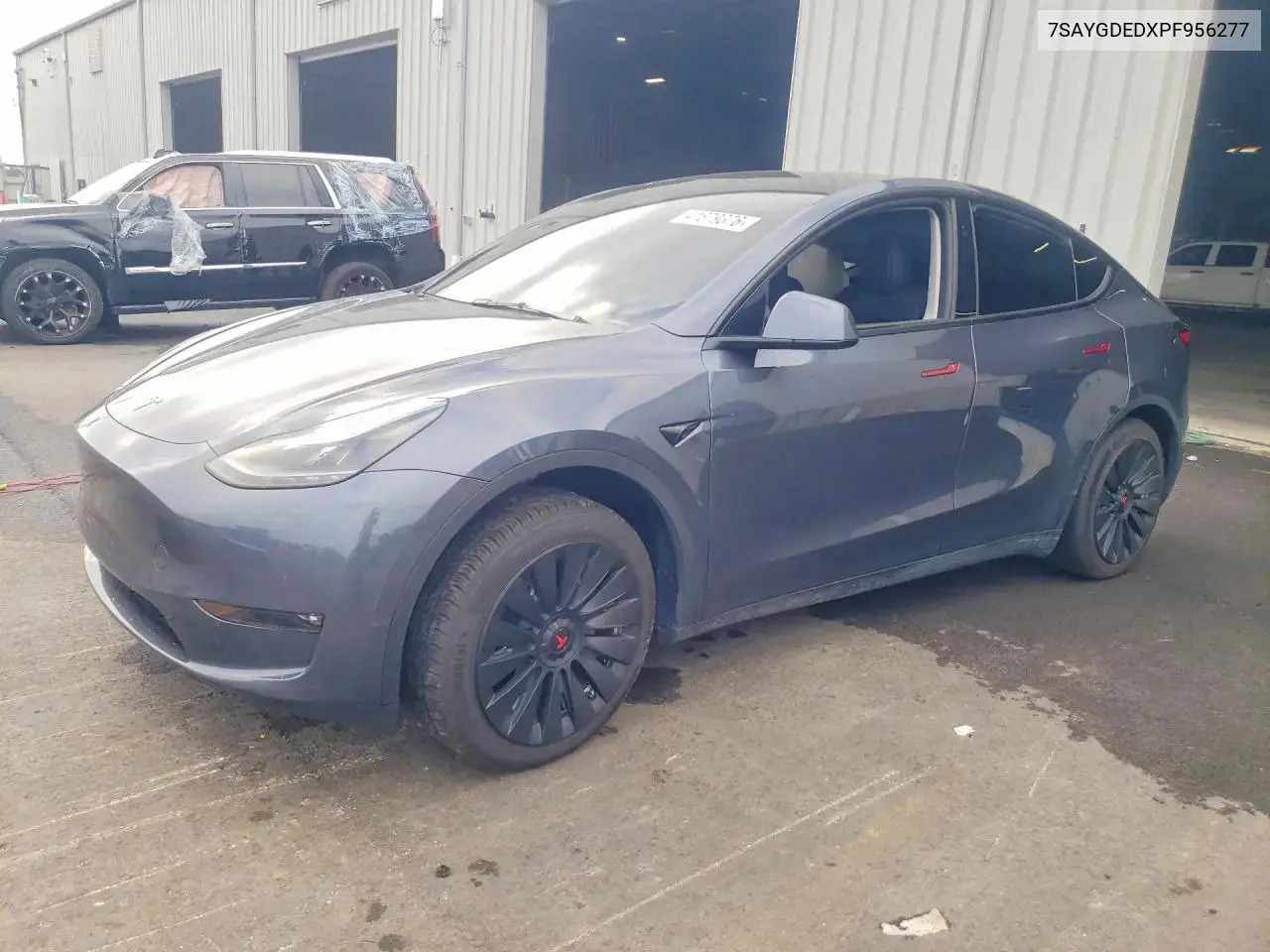 Tesla Model Y 2023