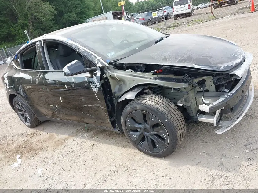 Tesla Model Y Long Range Dual Motor Rear-Wheel Drive 2025