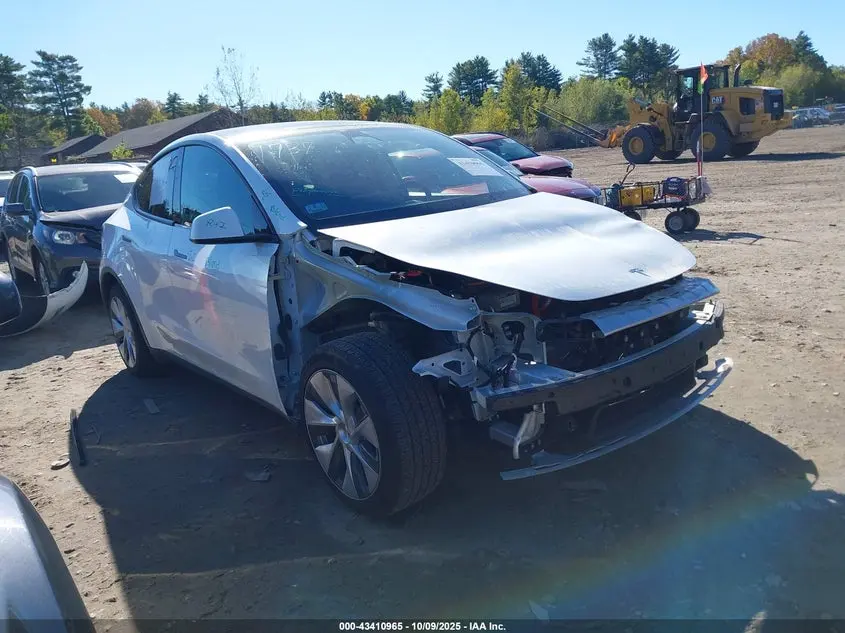 Tesla Model Y Awd/Long Range Dual Motor All-Wheel Drive 2023