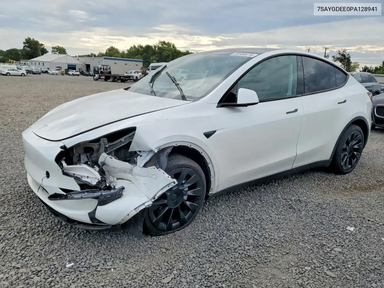 Tesla Model Y 2023