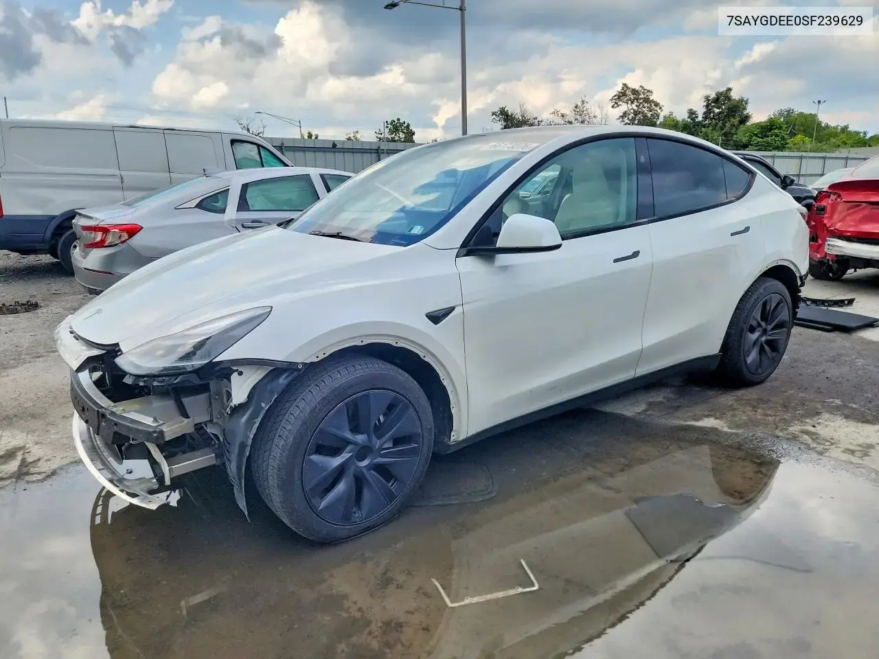 Tesla Model Y 2025