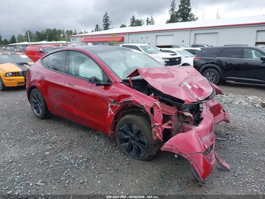 Tesla Model Y Long Range Dual Motor All-Wheel Drive 2025