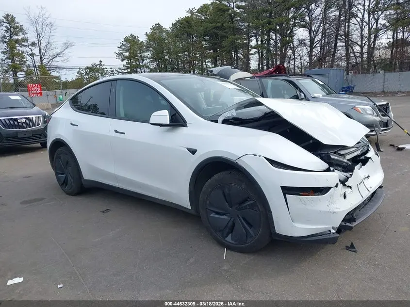 Tesla Model Y All-Wheel Drive/Long Range Launch Series/Premium All-Wheel Drive 2026